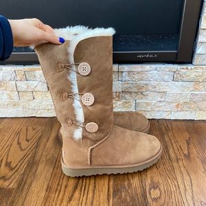 UGG Boots Chestnut Bailey Button Triplet II Boot